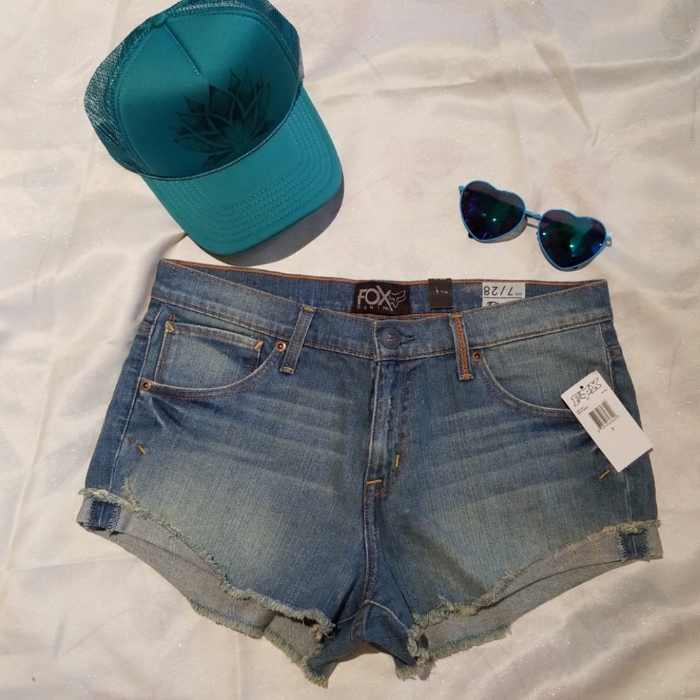 NWT Fox Denim shorts size 7